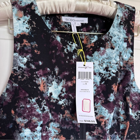 NWT BCBGENERATION TIE DYE MINI DRESS - Picture 3 of 5